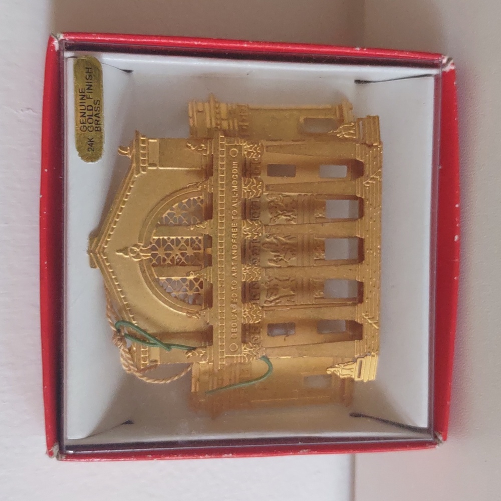 24k Gold Plated Architectural Ornament Vintage Christmas Ornament - Picture 2 of 8